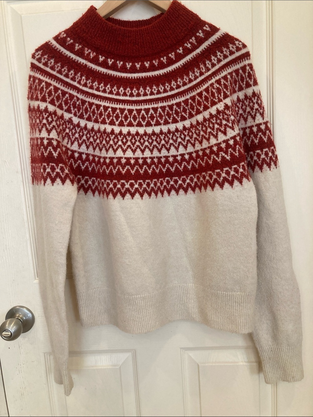 H&M Red and Cream Patterned Knit Sweater